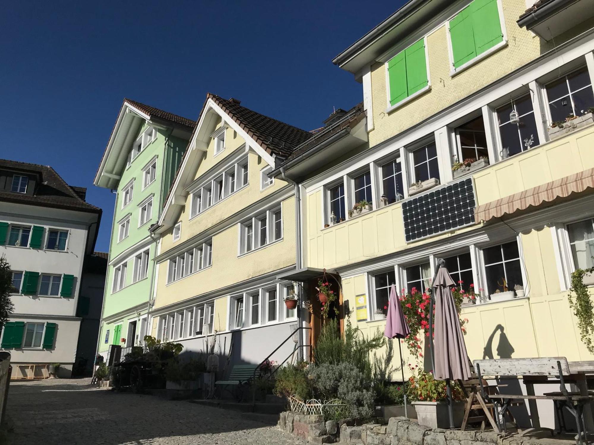 Bijou 2 Huebsche 1 Zimmer Wohnung Herisau Eksteriør billede